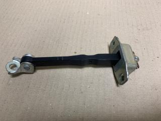 Ограничитель двери передний левый SX4 06-13 2008 Седан 2.0 J20A