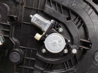 Стеклоподъемник передний правый KIA SORENTO UM 14- UM 2.4 G4KJ