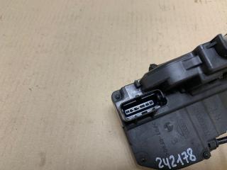 Замок двери задний левый QX56 / TITAN / ARMADA 04-16 2006 Внедорожник VK56DE