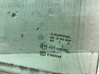 Стекло двери заднее правое 300 04-10 2008 Седан 3.5 EGG