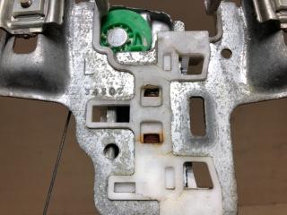 Стеклоподъемник задний левый 300 04-10 2008 Седан 3.5 EGG