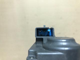 Замок крышки багажника 300 04-10 2008 Седан 3.5 EGG