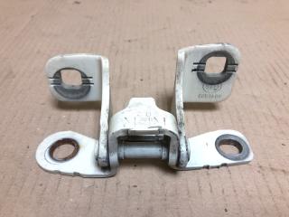 Петля двери нижняя задняя правая 300 04-10 2008 Седан 3.5 EGG