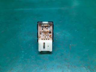 Кнопка обогрева сидений задняя правая SONATA YF 10-14 2013 Седан 2.4 G4KK