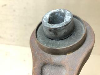 Рычаг передней подвески нижний CHRYSLER 300 04-10 Седан 3.5 EGG