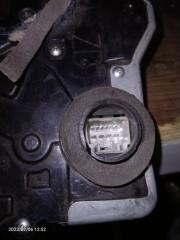 Замок двери передний левый LEXUS GS350 GS300 05-11