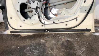 Дверь передняя правая 300 04-10 2008 Седан 3.5 EGG