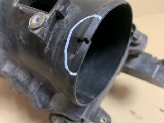 Корпус воздушного фильтра MDX (YD2) 06-13 2008 Внедорожник 3.7 J37A1