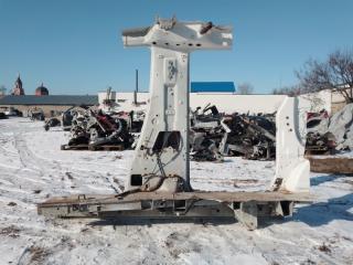 Стойка кузова средняя правая NV200 USA 13-