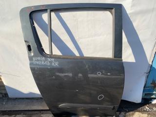 Дверь задняя правая INFINITI QX56 / TITAN / ARMADA 04-16 2005