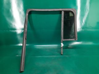 Стекло двери глухое заднее правое PATRIOT 10-17 2011 Внедорожник 2.4 ED3