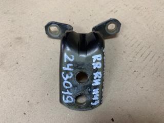 Петля двери нижняя задняя правая INFINITI QX56 / TITAN / ARMADA 04-16 2005