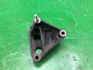 Кронштейн двигателя RAV4 13-19 2017 ZSA42 2.0 3ZRFE