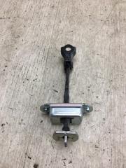 Ограничитель двери передний левый NISSAN NV200 USA 13- M20XUS 2.0 MR20DE