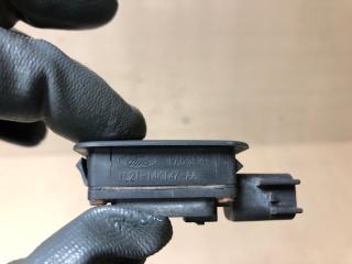 Кнопка открывания багажника наружная FORD FUSION 14- Седан 2.5