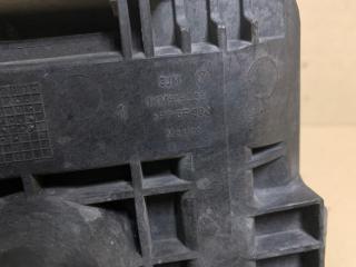 Полка аккумулятора JETTA 05-10 2007 Седан 2.5