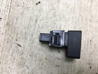 Кнопка аварийной сигнализации NISSAN NV200 USA 13- M20XUS 2.0 MR20DE