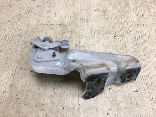 Ролик сдвижной двери нижний правый NV200 USA 13- 2020 M20XUS 2.0 MR20DE