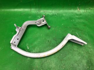 Петля крышки багажника левая FOCUS 10-18 2015 CB8 2.0 XQDA