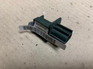 Датчик удара передний VOLKSWAGEN JETTA 05-10 Седан 2.5