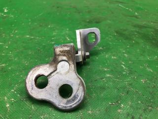 Петля двери нижняя передняя левая FORD FOCUS 10-18 CB8 2.0 XQDA