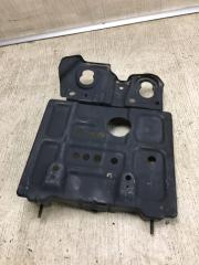 Полка аккумулятора NISSAN NV200 USA 13- M20XUS 2.0 MR20DE