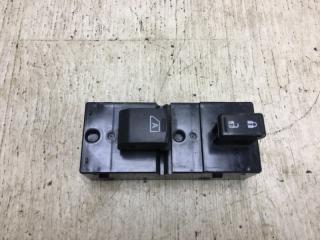 Кнопка стеклоподъемника передняя правая NISSAN NV200 USA 13- 2015