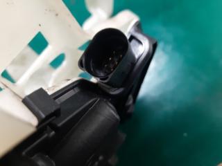 Замок двери передний правый PASSAT CC 12-18 2014 Седан 2.0 CCTA