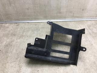 Дефлектор радиатора правый NISSAN NV200 USA 13- M20XUS 2.0 MR20DE