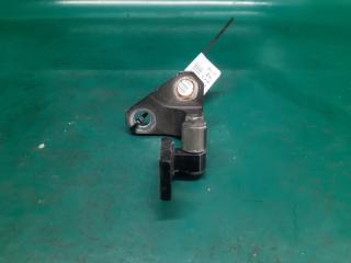 Петля двери верхняя передняя правая VOLKSWAGEN PASSAT CC 12-18 Седан 2.0 CCTA