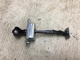 Ограничитель двери передний правый NV200 USA 13- 2015 M20XUS 2.0 MR20DE