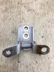 Петля двери верхняя передняя левая NISSAN NV200 USA 13- M20XUS 2.0 MR20DE