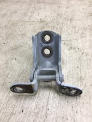 Петля двери верхняя передняя правая NISSAN NV200 USA 13- M20XUS 2.0 MR20DE