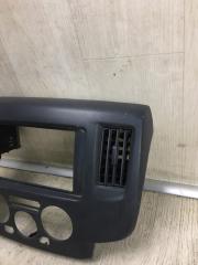 Накладка торпедо под магнитолу NISSAN NV200 USA 13- M20XUS 2.0 MR20DE