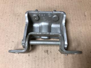 Петля двери верхняя задняя правая NISSAN SENTRA B17 12-21 Седан