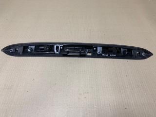 Панель подсветки номера QX30 16-20 2018 Внедорожник 2.0 20PET