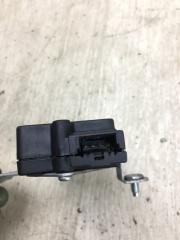 Привод открывания крышки багажника SANTA FE (CM) 05-12 2006-2009 CM 2.2CRDI D4EB