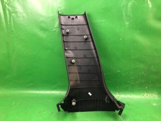 Накладка в салоне правая NV200 USA 13-