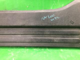 Накладка порога внутрення задняя правая NISSAN NV200 USA 13- M20XUS 2.0 MR20DE