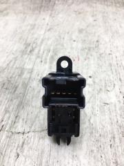 Кнопка стеклоподъемника задняя левая SENTRA B17 12-21