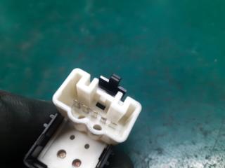 Кнопка стеклоподъемника передняя правая CAMRY 30 02-06 2006 Седан 2.4 2AZFE