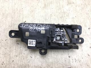 Ручка двери внутренняя задняя левая SPORTAGE QL 15-21 2017 QL 2.4 G4KJ