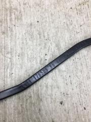 Поводок стеклоочистителя передний правый FOCUS 10-18