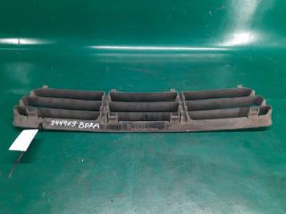 Решетка переднего бампера BORA 99-05 Седан