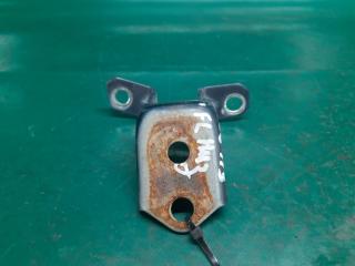 Петля двери нижняя передняя левая MAZDA 5 CR 05-10 Минивен 2.3