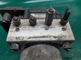 Блок ABS CAMRY 30 02-06 2005 Седан 2.4 2AZFE