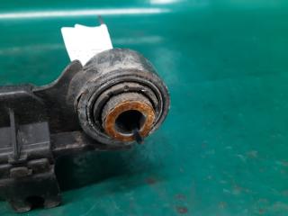 Рычаг задней подвески поперечный верхний PASSAT B8 14- 2016 Седан 1.8 CPRA