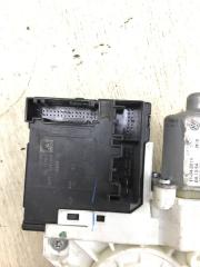 Стеклоподъемник передний правый PASSAT B7 11-15 2014 A32 1.8 CPRA