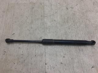 Амортизатор капота Q5 08-16