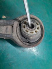 Рычаг передней подвески нижний правый JOURNEY 08-20 2013 2.4